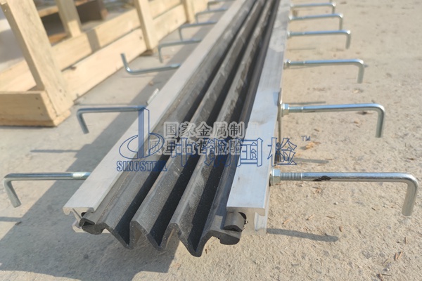 橋梁防水裝置檢測