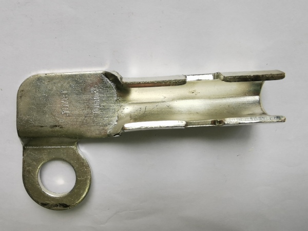 壓接件、連接器檢測