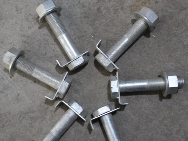 鋼軌用高強度接頭螺栓與螺母檢測